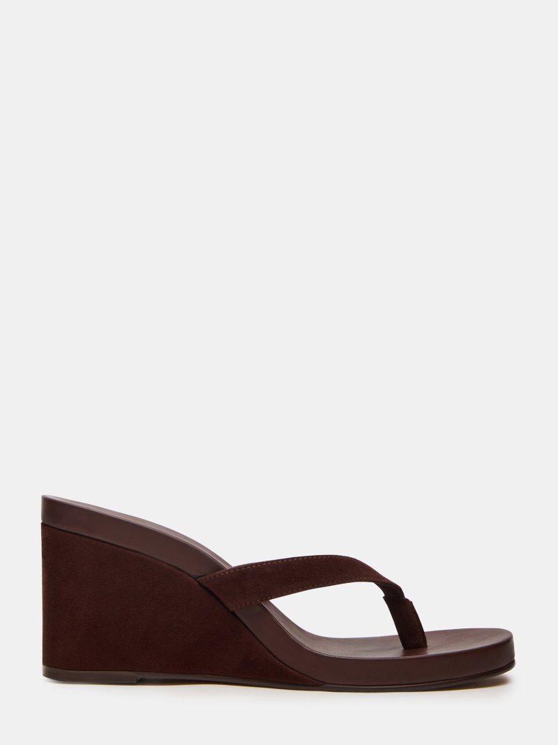 PLAYING BROWN SUEDE